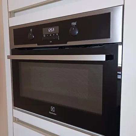 Deer Vlakbij Zee En Gratis P Apartament *